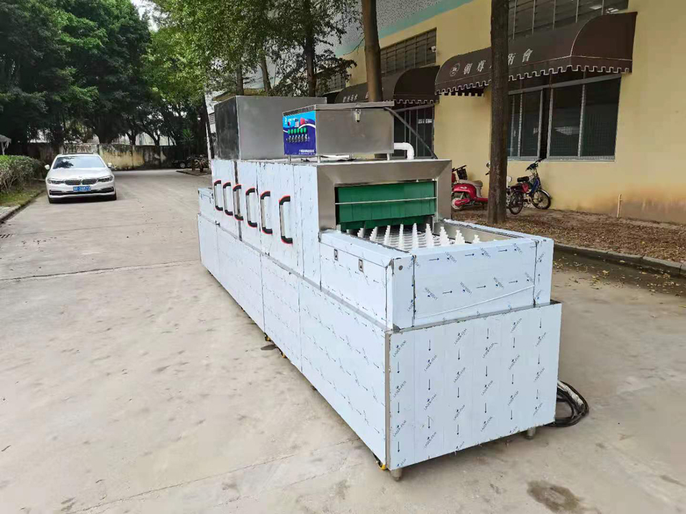 學(xué)校飯?zhí)孟赐霗C(jī)